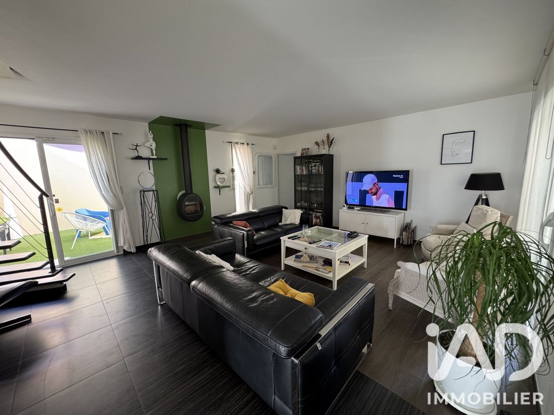 House in Olonne-sur-Mer, Les Sables-d'Olonne, France 3 - 18686840