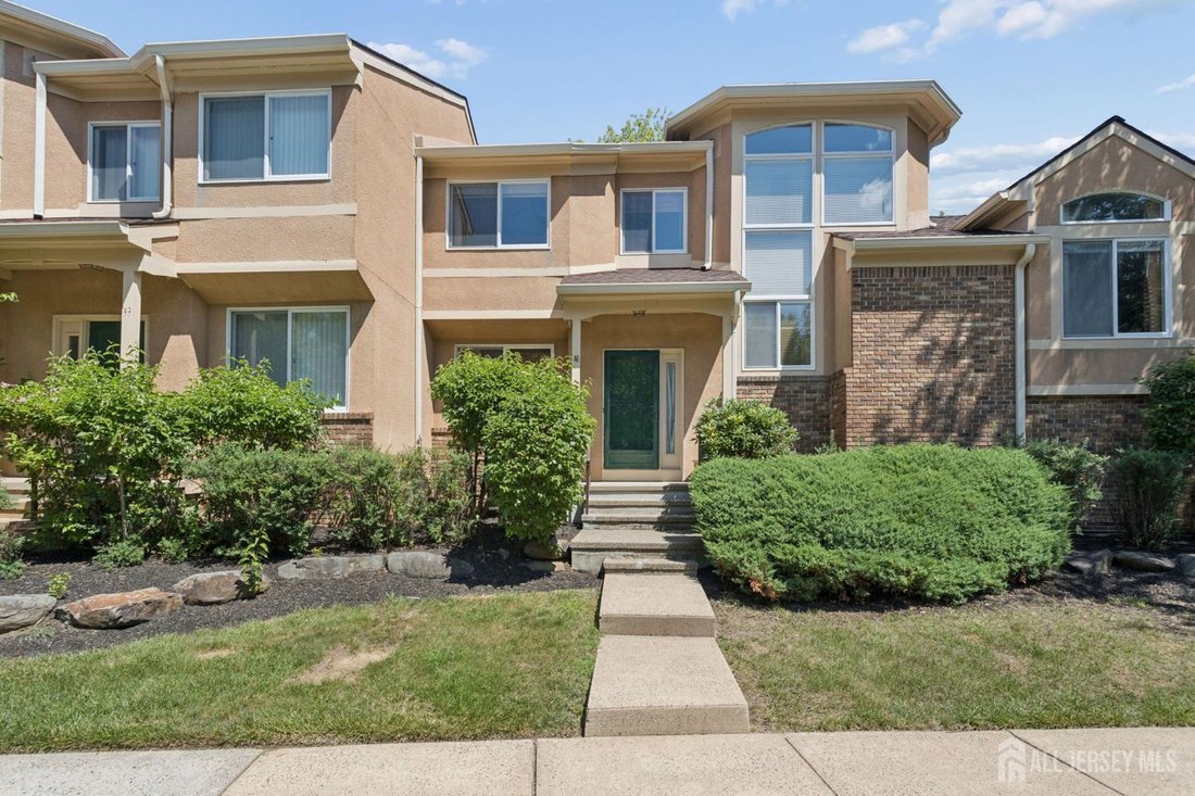 Townhouse in South Brunswick Township, New Jersey, United States 1 - 18685175