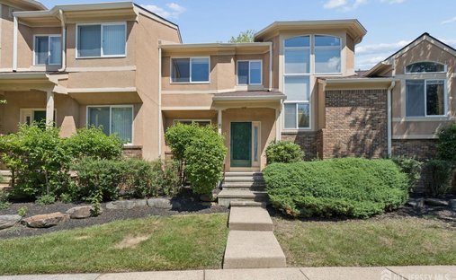 Townhouse in South Brunswick Township, New Jersey, United States 1