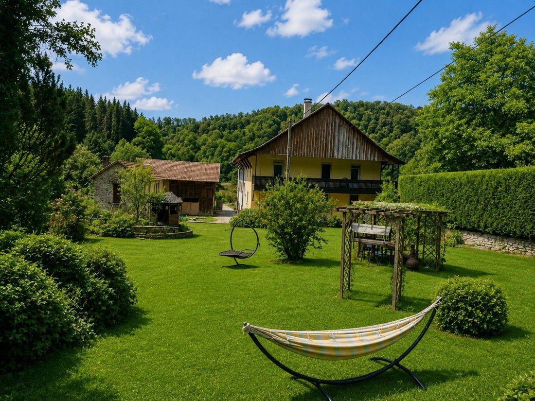 House in Glay, Bourgogne – Franche-Comté, France 1 - 18686279