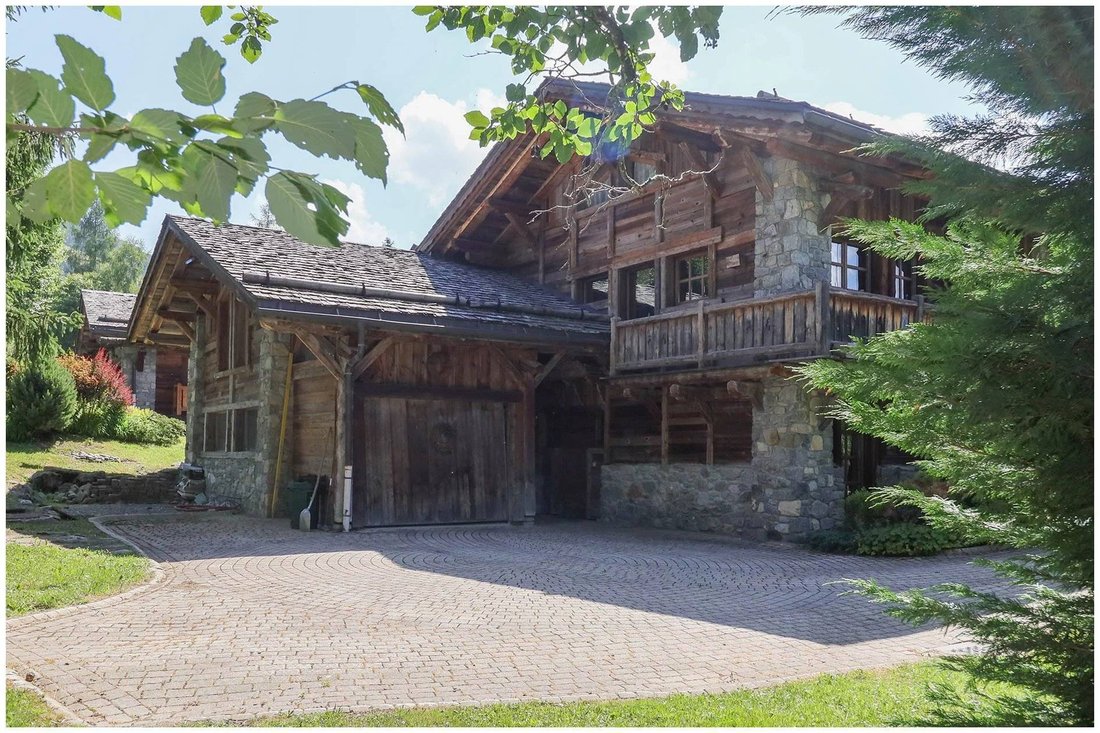 House in Megève, Auvergne-Rhône-Alpes, France 3 - 15977757