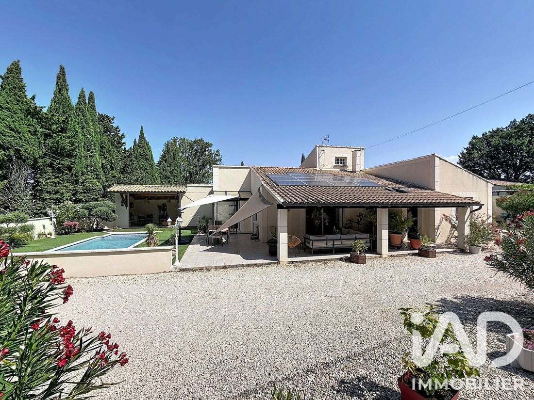 House in Loriol-du-Comtat, Provence-Alpes-Côte d'Azur, France 1 - 18686785