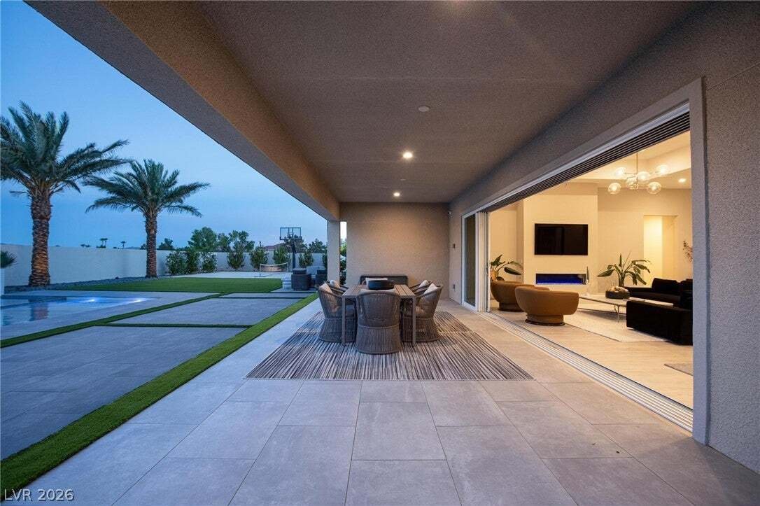 House in Las Vegas, Nevada, United States 4 - 18684719