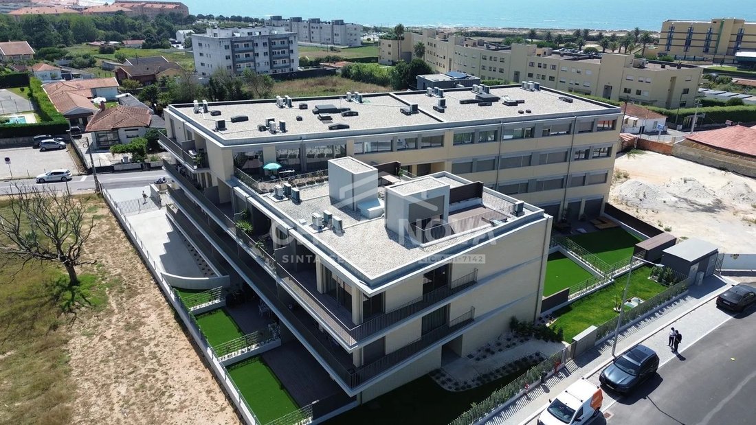 Apartment in Sao Felix da Marinha, Porto District, Portugal 1 - 18545754