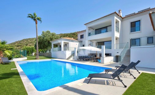 Villa in Loule (Sao Clemente), Algarve, Portugal 1