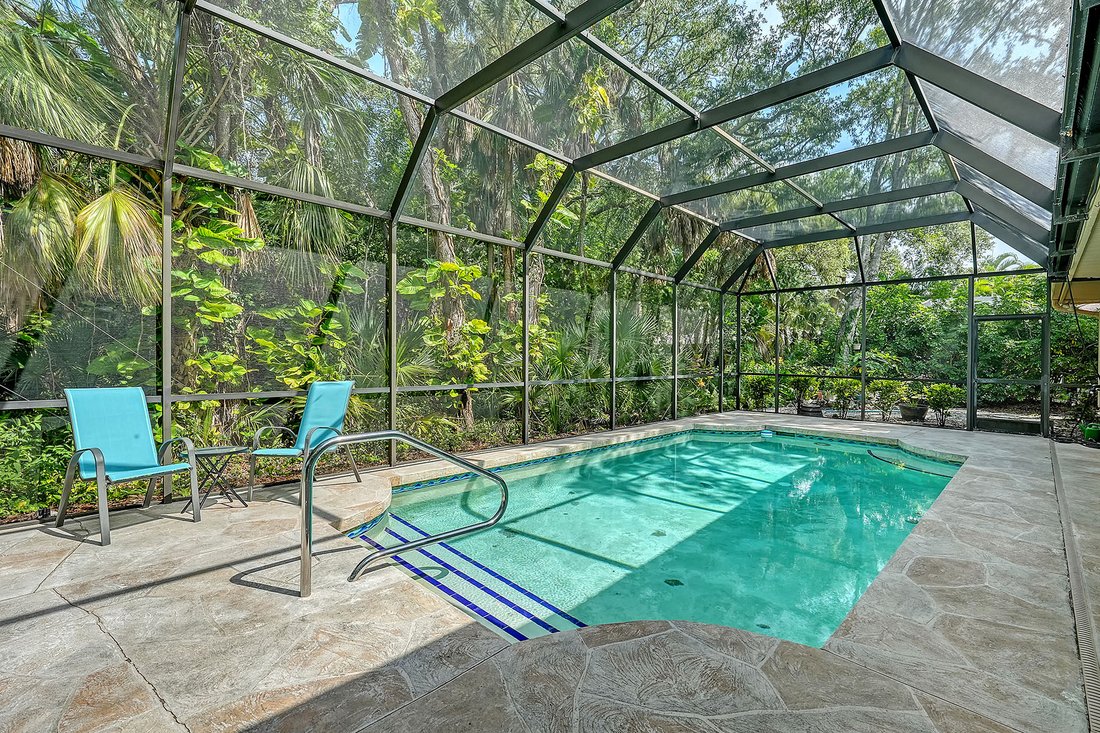 Sarasota, Florida, United States 5 - 18685416