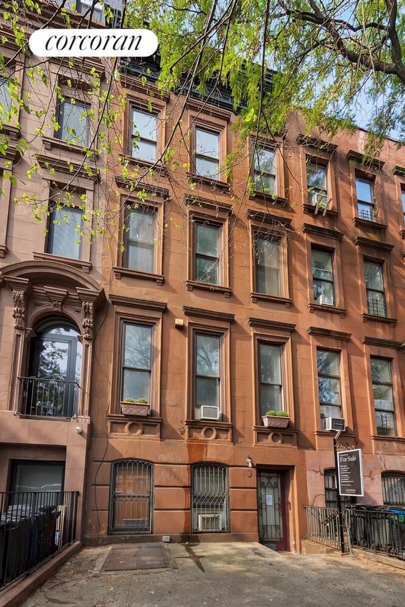 House in New York, New York, United States 1 - 18685726
