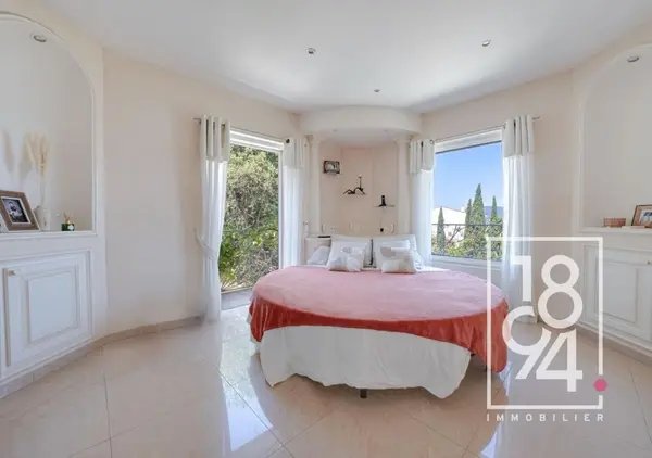 House in Zone Est Diffuse, Saint-Tropez, France 4 - 18312475
