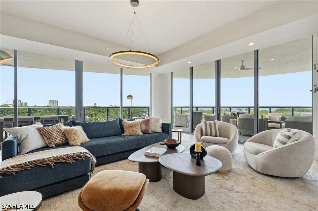 Condo in Bonita Springs, Florida, United States 5 - 18684663