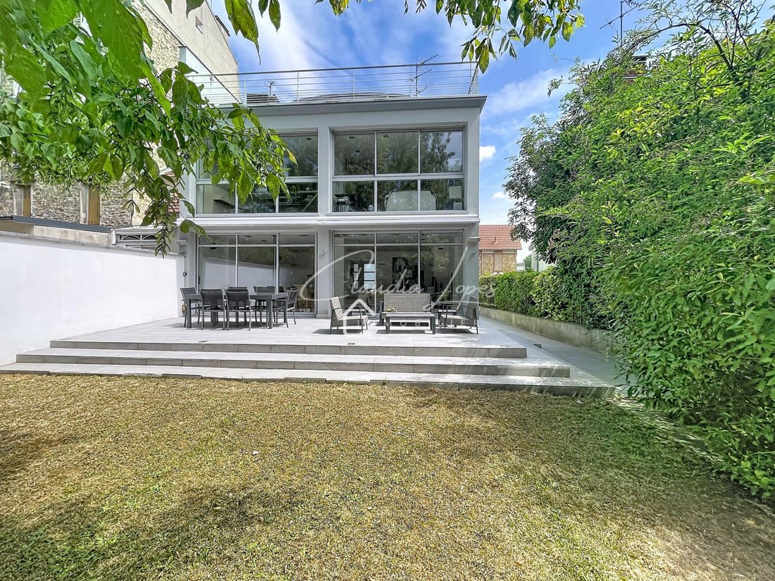 House in Centre Ville-Commerce, Enghien-les-Bains, France 1 - 18686261