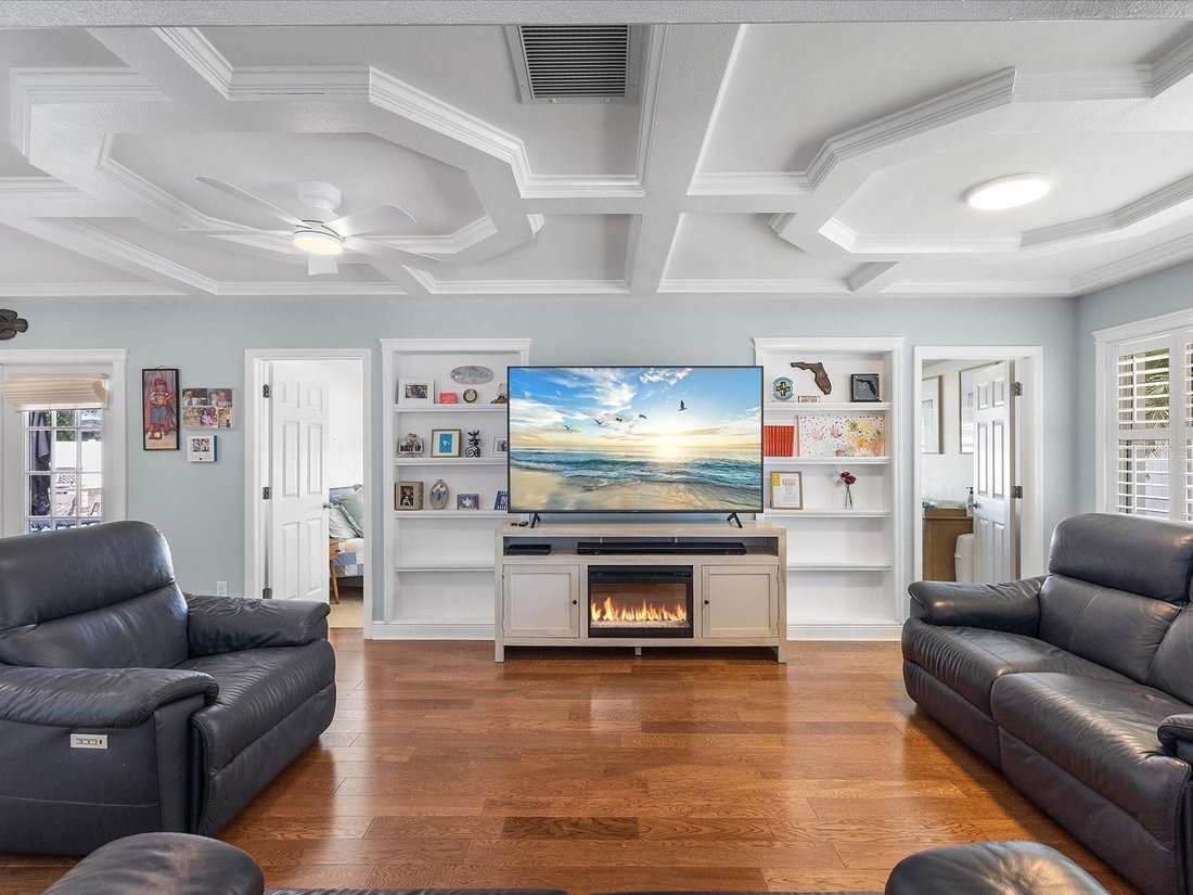 House in Largo, Florida, United States 4 - 18685538