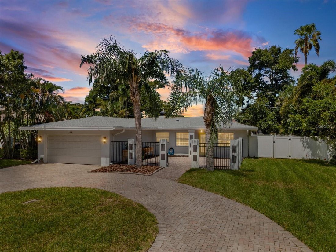 House in Largo, Florida, United States 1 - 18685538