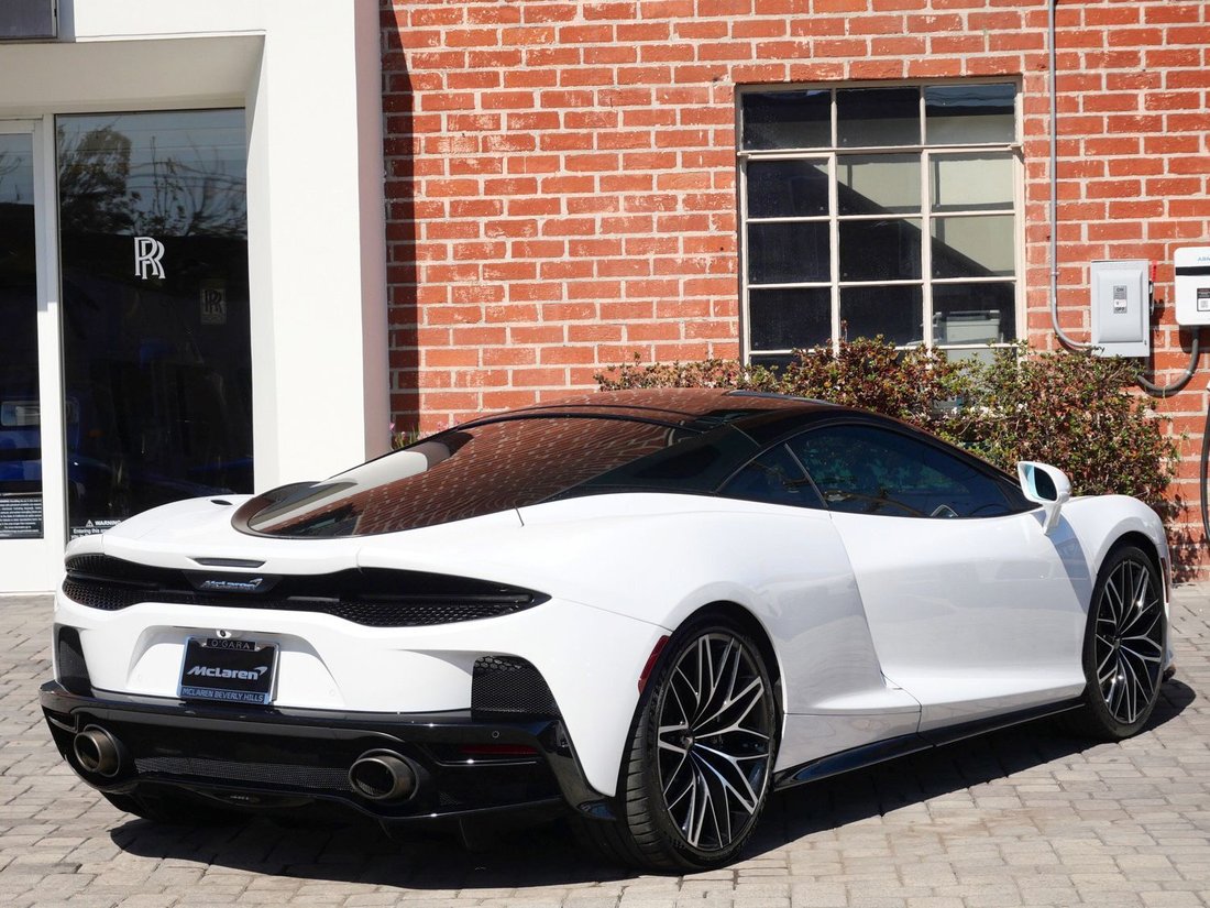 Coupe in Beverly Hills, CA, United States 4 - 18685765