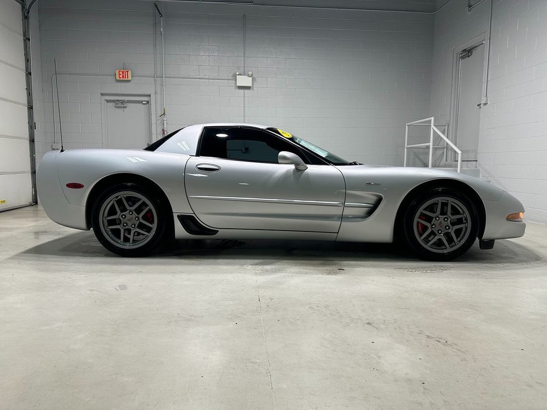 Coupe in Carol Stream, IL, United States 2 - 18685455