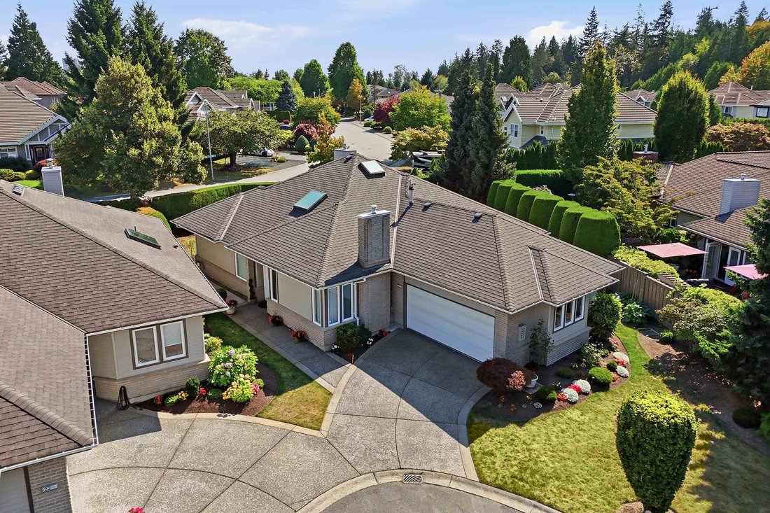Townhouse in Surrey, British Columbia, Canada 1 - 18685535