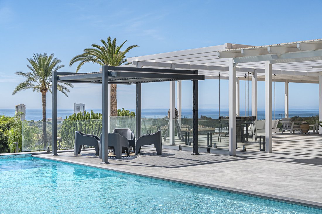 Villa in Elviria-Cabopino, Marbella, Spain 5 - 15683022