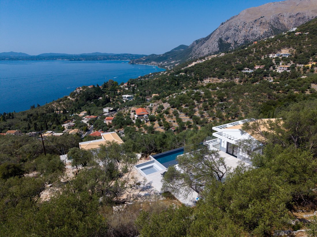 Villa in Corfu, Peloponnese, Western Greece and the Ionian, Greece 3 - 18685906