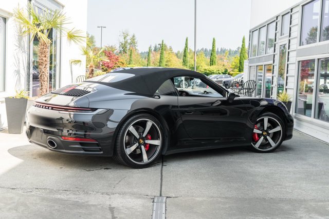 Cabriolet in Bellevue, WA, United States 5 - 18685905
