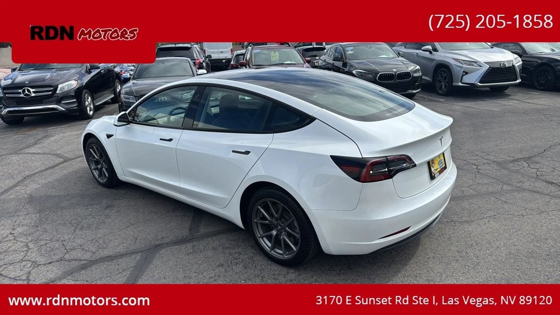 Sedan in Las Vegas, NV, United States 5 - 18685999