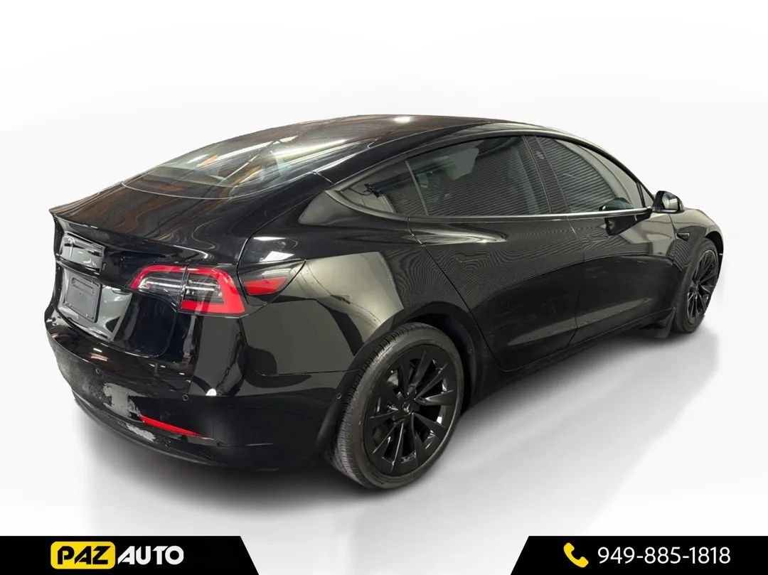 Sedan in Laguna Hills, CA, United States 5 - 18685954