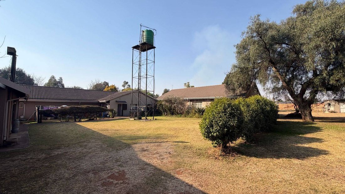 Estate in Benoni North AH, Gauteng, South Africa 2 - 18686201