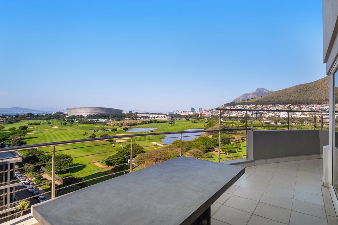 Apartment in Mouille Point, Cape Town, South Africa 2 - 18686202