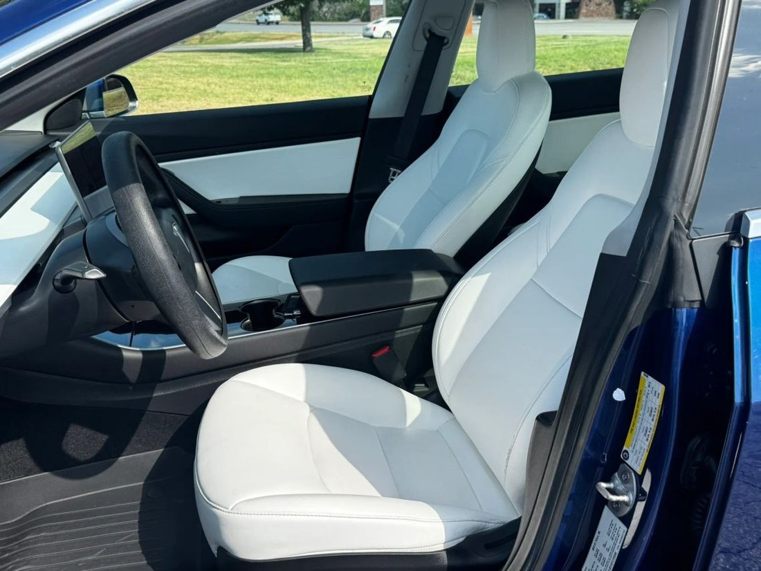 Sedan in Joplin, MO, United States 5 - 18686171