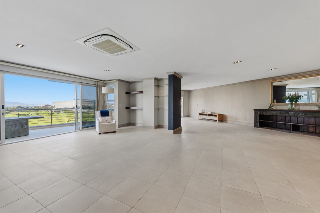 Apartment in Mouille Point, Cape Town, South Africa 4 - 18686202