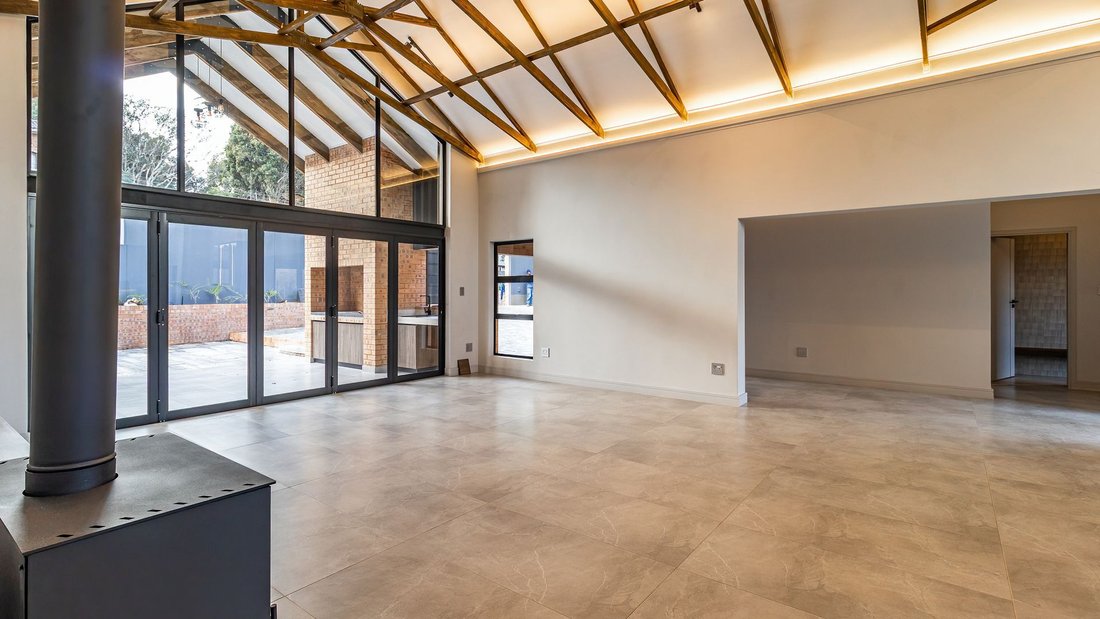 House in Inanda, Chislehurston, Gauteng 4 - 18686194