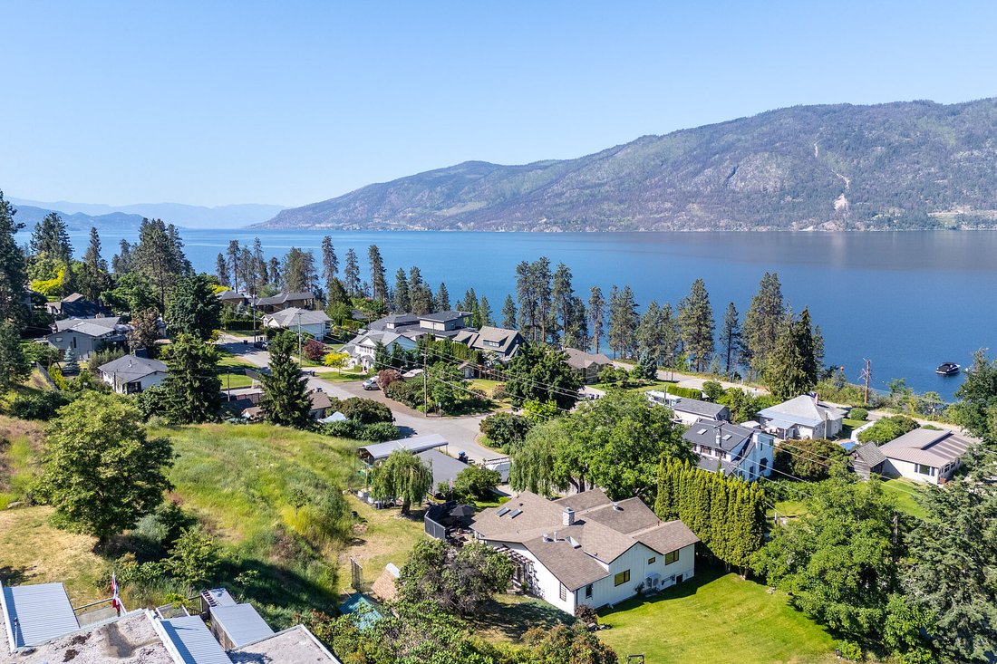 Terreno en Lake Country, Columbia Británica, Canadá 1 - 15806535