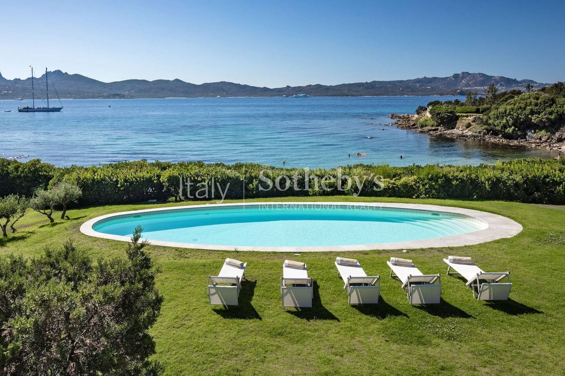 House in Porto Rotondo, Olbia, Sardinia 2 - 18686248