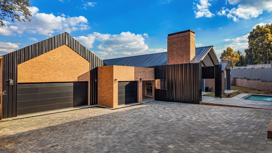 House in Inanda, Chislehurston, Gauteng 1 - 18686194