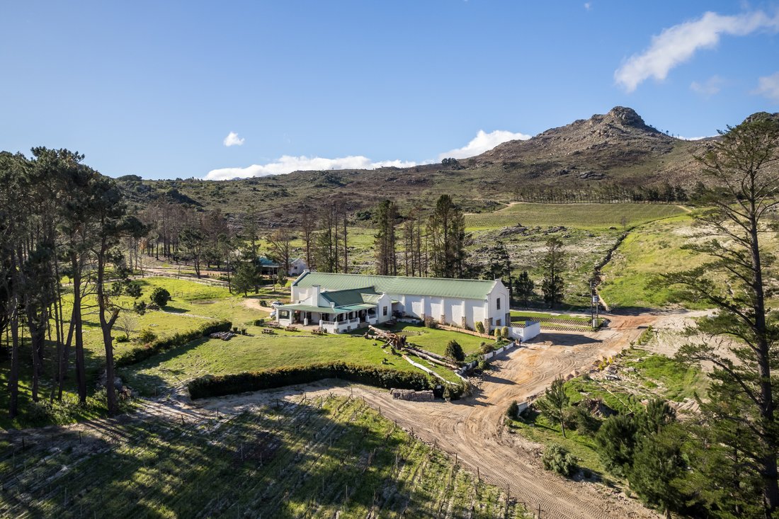 Farm Ranch in Stellenbosch, Western Cape, South Africa 3 - 18686203