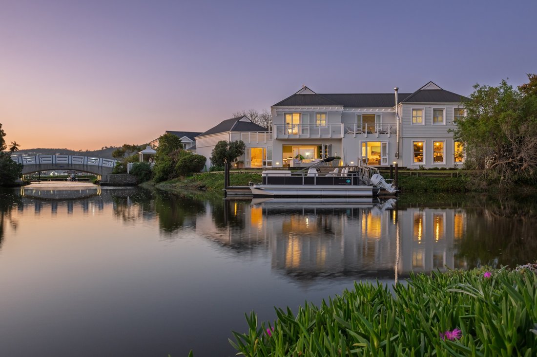 House in Plettenberg Bay, Western Cape, South Africa 1 - 18686254