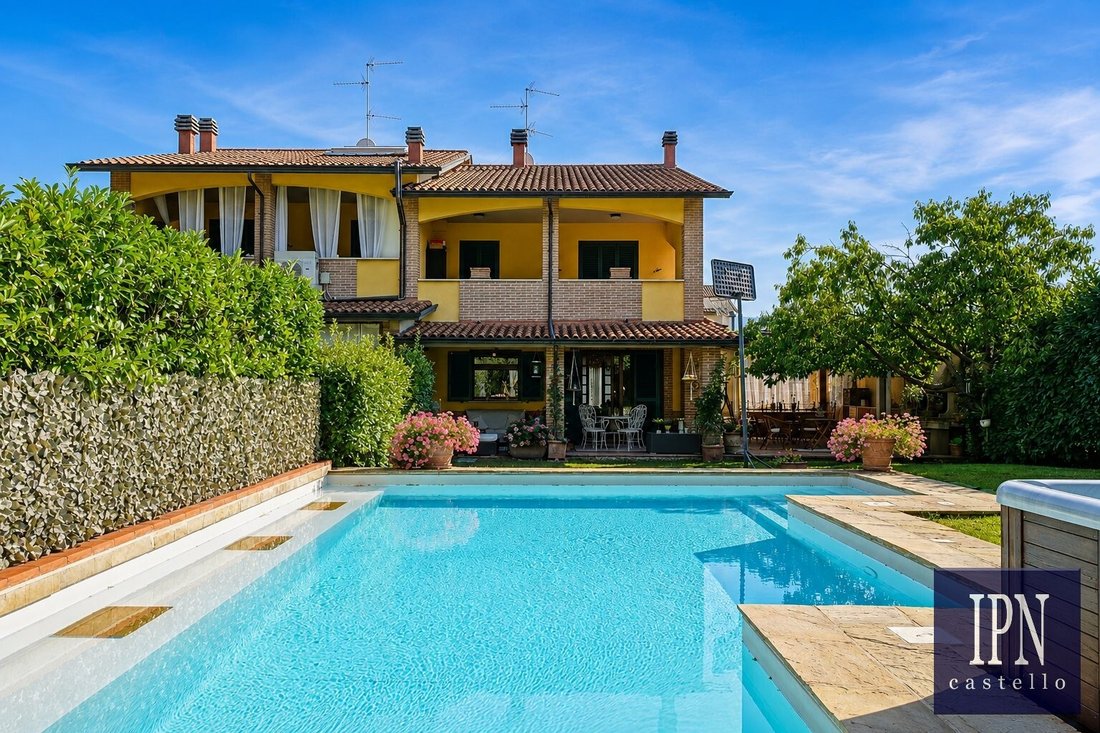 Villa in Umbertide, Umbria, Italy 2 - 18686299