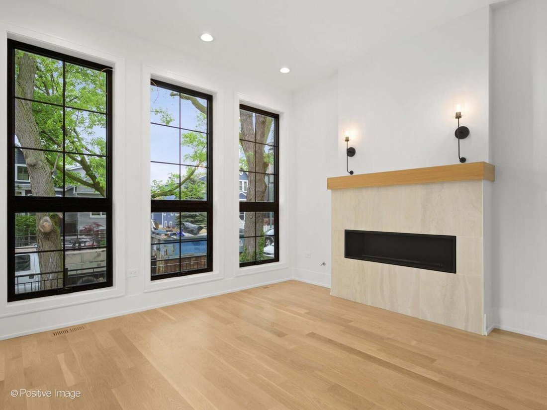 House in Chicago, Illinois, United States 5 - 18690463