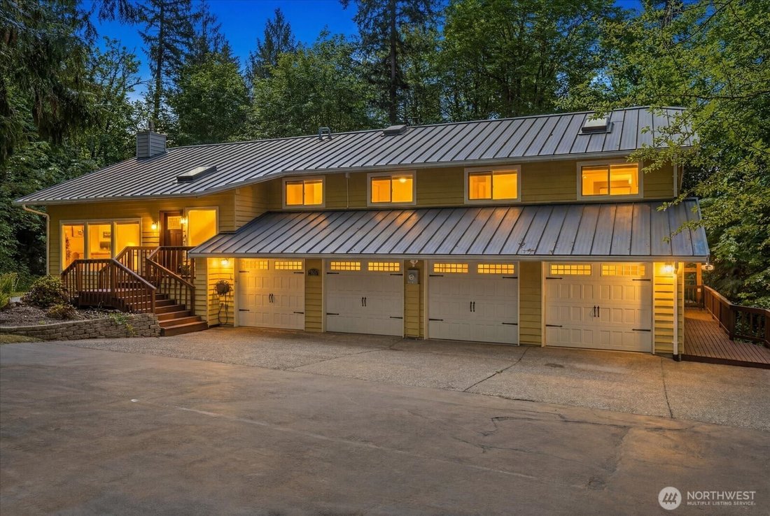 House in Carnation, Washington, United States 1 - 18692023