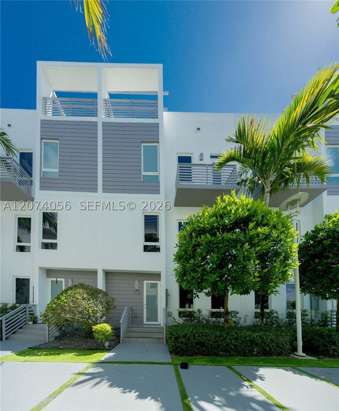 Townhouse en Doral, Florida, Estados Unidos 1 - 18689998