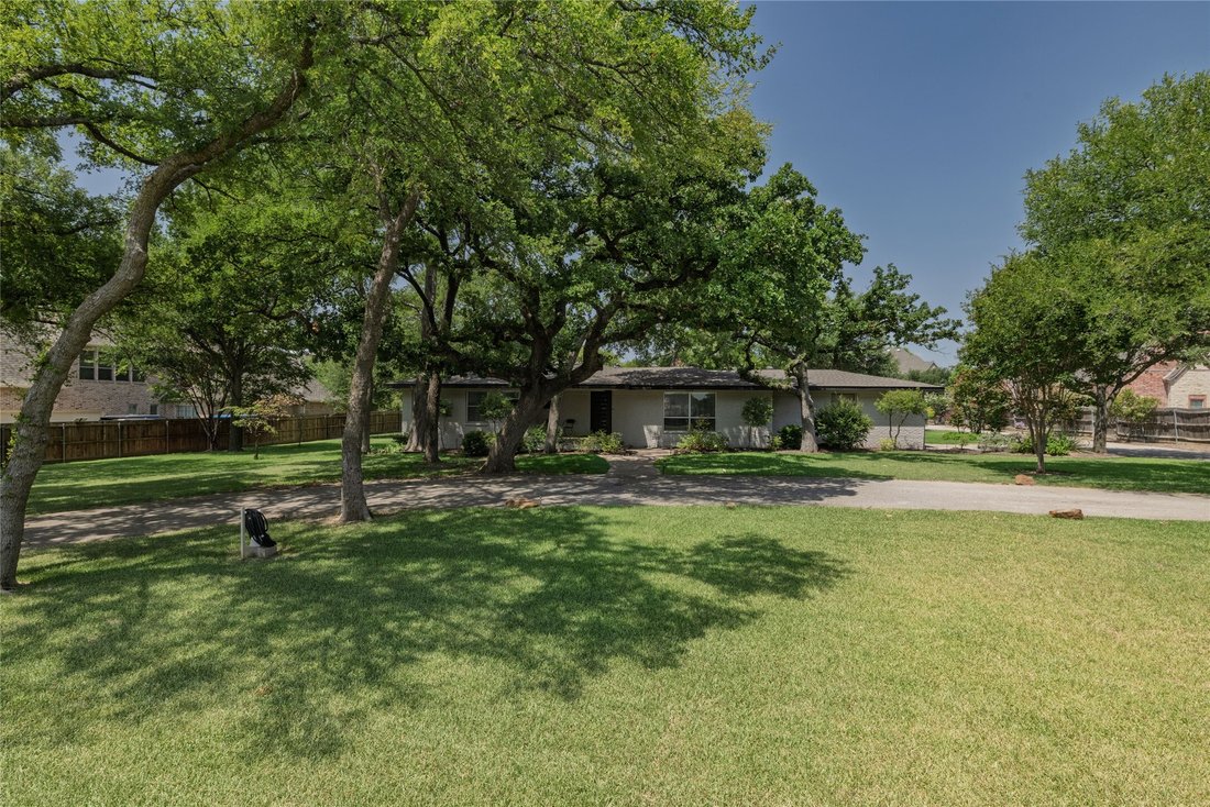 House in Grapevine, Texas, United States 3 - 18687703
