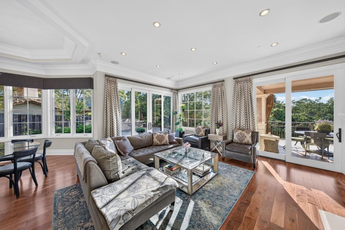 House in Los Gatos, California, United States 3 - 18689726