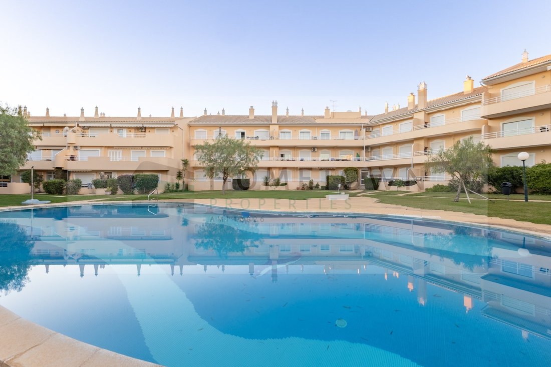 Apartment in Quarteira, Algarve, Portugal 1 - 18691291