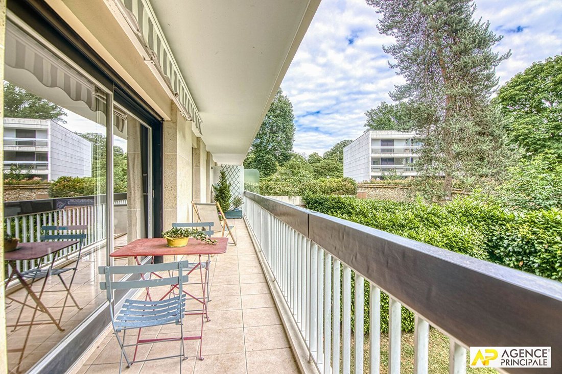Apartment in Domaine National du Château, Versailles, France 2 - 18690003