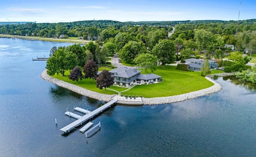 House in Sturgeon Bay, Wisconsin, United States 1