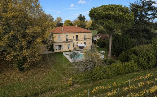 Villa in Cambes, Nouvelle-Aquitaine, France 1