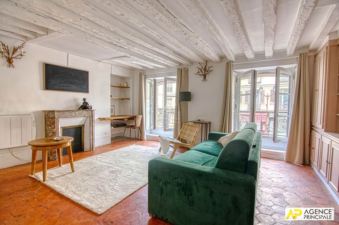 Apartment in Domaine National du Château, Versailles, France 1 - 18690270