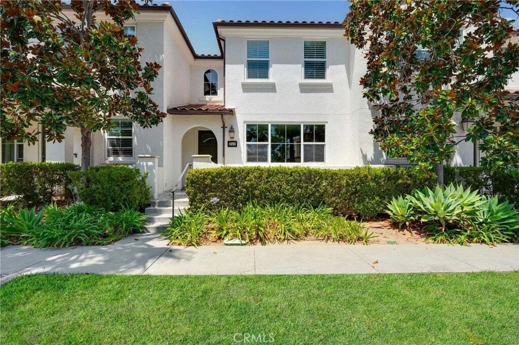 Condo in Azusa, California, United States 2 - 18289214