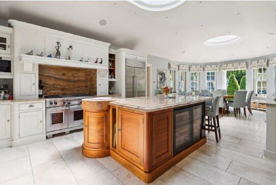 House in Esher, Elmbridge, England 3 - 18686812