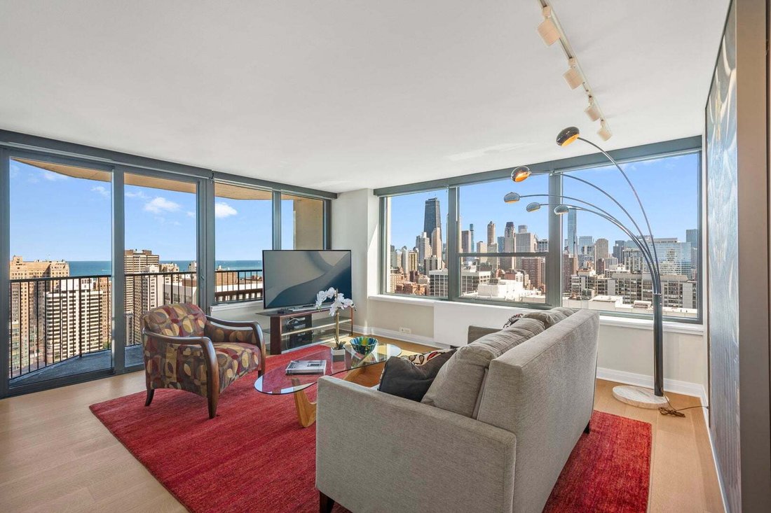 Condo in Chicago, Illinois, United States 5 - 18690482