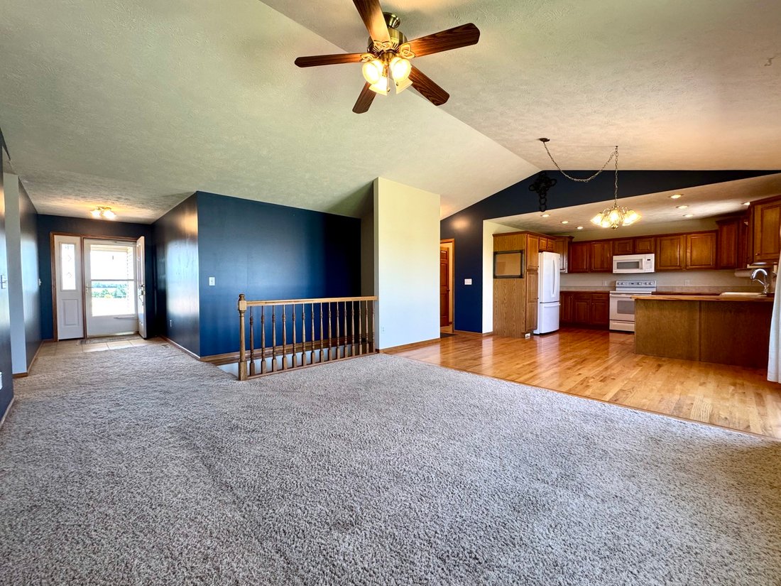 Land in Kearney, Nebraska, United States 4 - 17311996