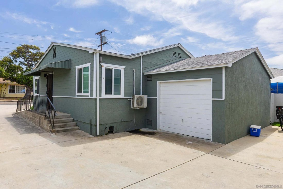 Altro a Chula Vista, California, Stati Uniti 4 - 18690619